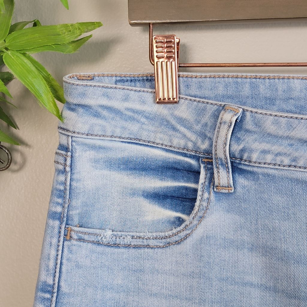 American Eagle Skinny Jeans Hi Rise Jeggings Light Blue Wash Stretch AE 16 Short - Picture 3 of 11